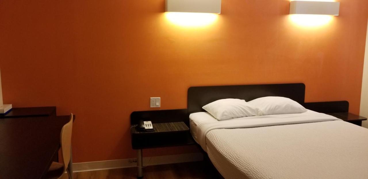 Joys Inn Innisfail, Ab ภายนอก รูปภาพ