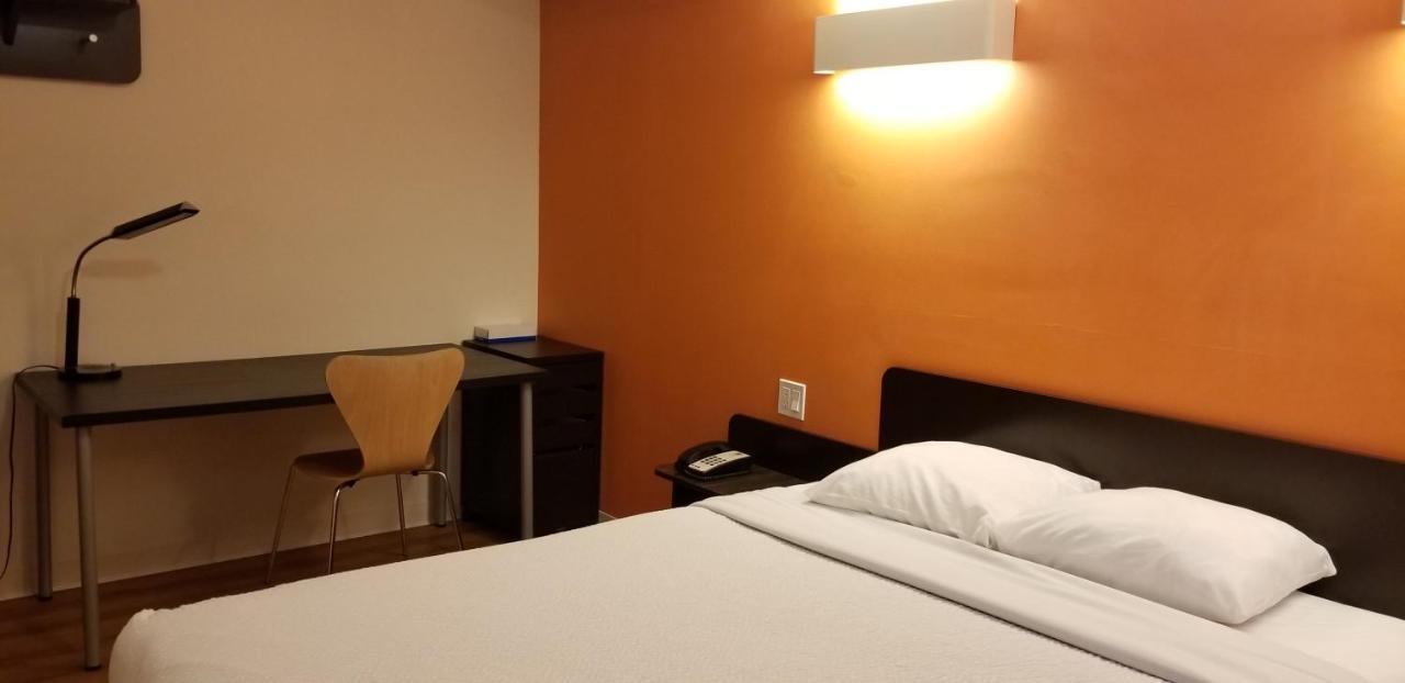 Joys Inn Innisfail, Ab ภายนอก รูปภาพ