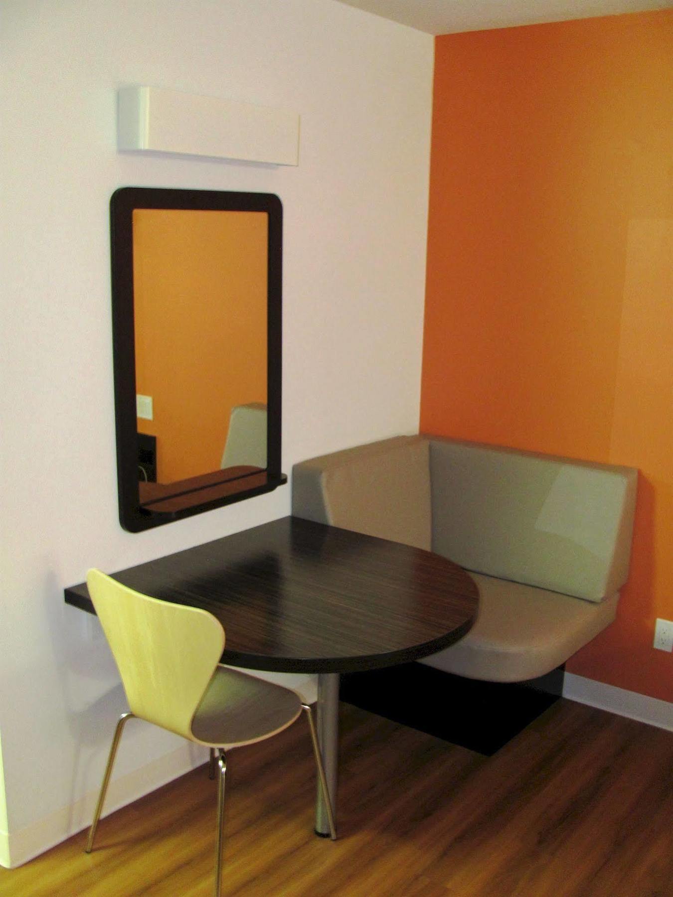 Joys Inn Innisfail, Ab ภายนอก รูปภาพ